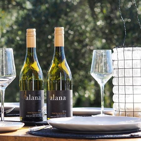 Pinot Longbox - Martinborough Holiday Home Esterno foto